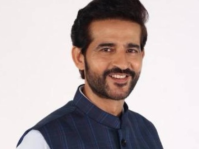 ‘टीवी इंडस्ट्री में कॉम्पिटीशन जरुरी’, आलिया भट्ट संग काम कर चुका एक्टर, छोटे पर्दे को लेकर कह गया बड़ी बात ‘टीवी इंडस्ट्री में कॉम्पिटीशन जरुरी’, आलिया भट्ट संग काम कर चुका एक्टर, छोटे पर्दे को लेकर कह गया बड़ी बात