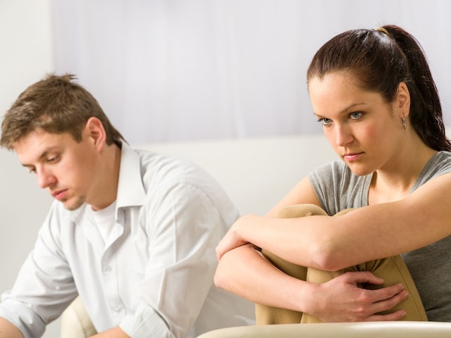 Do your husband speak less? Know the reason for his habit of his habit Do your husband speak less? Know the reason for his habit of his habit