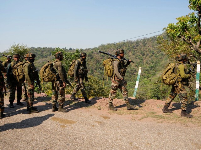 ISI ने बनाया सीक्रेट जेल, लोगों को काल-कोठरी में ठूंस रहा पाक, औरतें भी शिकार