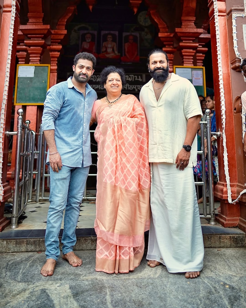 Within 10 years of first marriage, love knocked for the second time in the life of Nandamuri Hari Krishna. Despite being married and father of three children, he gave heart to Shalini, mother of Junior NTR. 