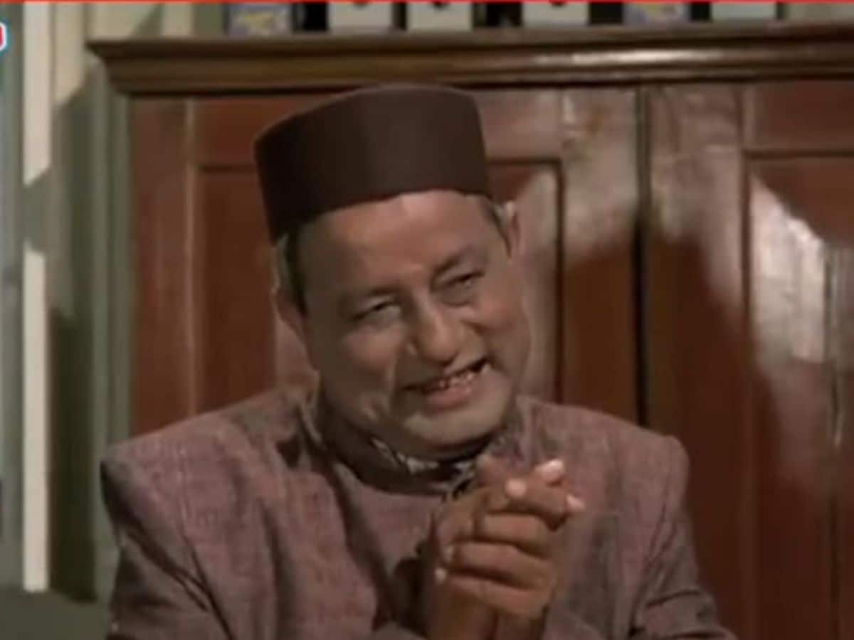 Chandra Shekhar Dubey, CS Dubey News, Actor Chandrashekhar Dubey, CS Dubey Films, CS Dubey Hit Films, Actor Chandrashekhar Dubey Career, CS Dubey In Quit India Movement, CS Dubey come in bollywood, CS Dubey Hit Films, CS Dubey famous in role of corrupt Lala hypocrite businessman, CS Dubey Family, CS Dubey kids, चंद्रशेखर दुबे, सीएस दुबे, राजेश खन्ना-आशा पारेख का को-स्टार
