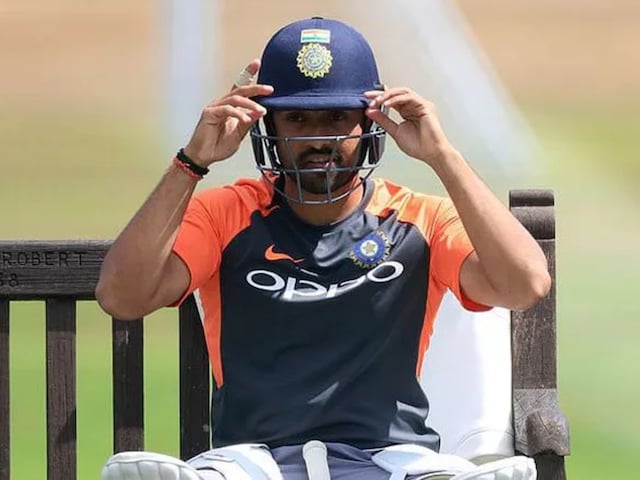 Karun Nair cried bitterly in front of his wife after being expelled from the team Karun Nair cried bitterly in front of his wife after being expelled from the team