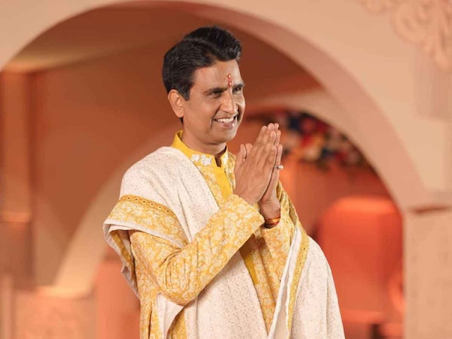 कुमार विश्वास के भाई को 22 मिनट में मिले 22 मैसेज, दी गई जान से मारने की धमकी कुमार विश्वास के भाई को 22 मिनट में मिले 22 मैसेज, दी गई जान से मारने की धमकी