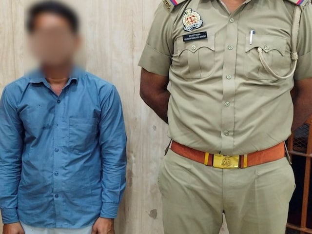 लखनऊ में ओला ड्राइवर ने घर में घुसकर नाबालिग से किया दुष्कर्म, आरोपी गिरफ्तार लखनऊ में ओला ड्राइवर ने घर में घुसकर नाबालिग से किया दुष्कर्म, आरोपी गिरफ्तार