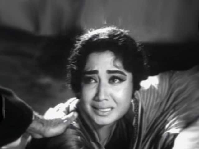 Director with dirty act with Meena Kumari, screaming tragedy queen