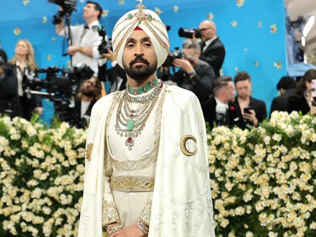 Surma in the eyes, dagger in hand and Diljit reached Met Gala for Punjab on the back