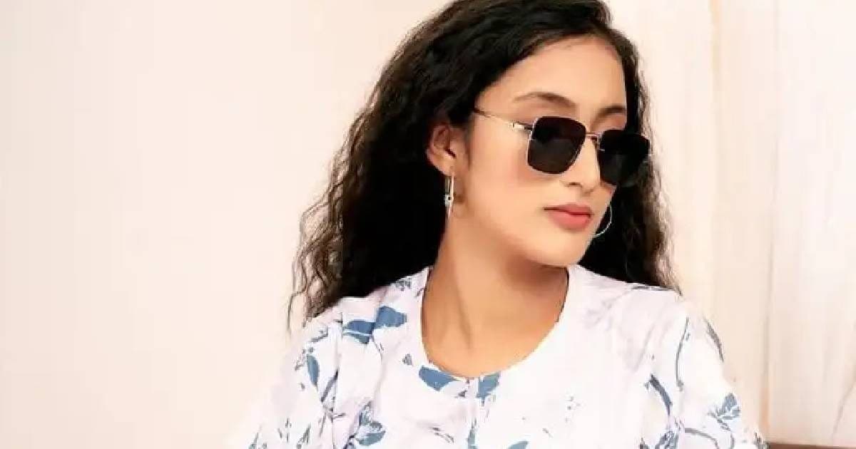 19 साल की मशहूर मॉडल ने ली खुद की जान, कमरे में ऐसी हालत में मिलीं!
