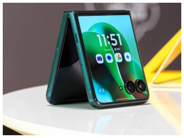 World's most powerful AI flip phone Motorola Razr 60 Ultra was launched in India World's most powerful AI flip phone Motorola Razr 60 Ultra was launched in India