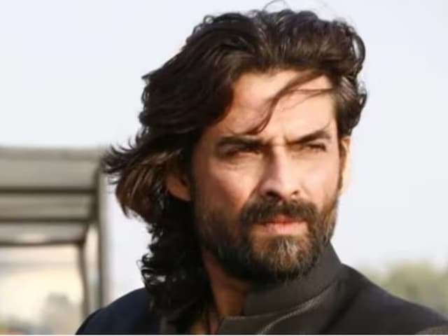 ‘उन्हें वापस घर भेज दो’, शूट के पहले दिन मुकुल देव को फिल्म से कर दिया गया था बाहर, लौटानी पड़ी थी साइनिंग फीस ‘उन्हें वापस घर भेज दो’, शूट के पहले दिन मुकुल देव को फिल्म से कर दिया गया था बाहर, लौटानी पड़ी थी साइनिंग फीस