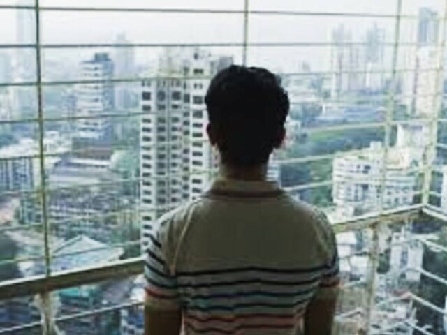 Film made in just 20 days, shooting in 1 building, 1 scene ...