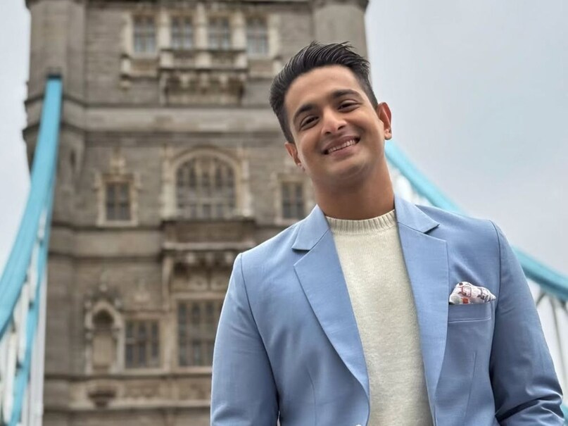 During the tension on the border between India and Pakistan, famous stars of film, TV and YouTube world came out and shared many posts while boosting the morale of Indian soldiers. While Ranveer Allahabadia showed many posts while showing patriotism on the one hand, on the other hand he shared a post in the name of Pakistan which he had to delete later. During the tension on the border between India and Pakistan, famous stars of film, TV and YouTube world came out and shared many posts while boosting the morale of Indian soldiers. While Ranveer Allahabadia showed many posts while showing patriotism on the one hand, on the other hand he shared a post in the name of Pakistan which he had to delete later.