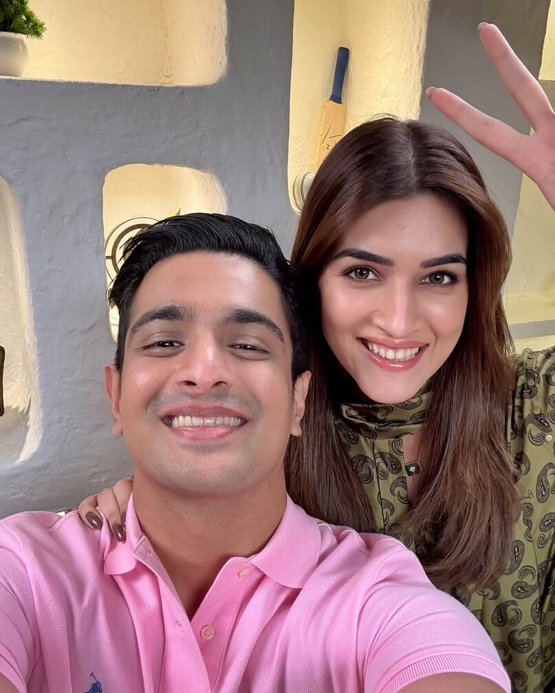 YouTuber Ranveer Allahabadia shared a post to Pakistani citizens. He wrote, my dear Pakistani brothers and sisters, I know that many Indians will be angry with me, but it is necessary to say this. Just as many Indians do not hate you in your heart, so is not in my heart '. YouTuber Ranveer Allahabadia shared a post to Pakistani citizens. He wrote, my dear Pakistani brothers and sisters, I know that many Indians will be angry with me, but it is necessary to say this. Just as many Indians do not hate you in your heart, so is not in my heart '.