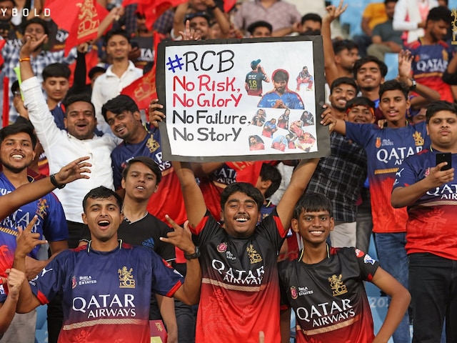 आज के मैच में RCB क्यों पहनेगी खास जर्सी, आखिर ऐसा क्या है इसमें आज के मैच में RCB क्यों पहनेगी खास जर्सी, आखिर ऐसा क्या है इसमें
