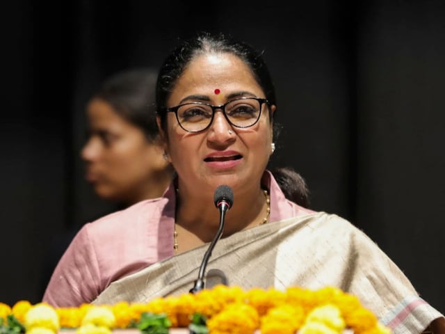 रेखा गुप्‍ता को दिल्‍ली क्‍यों अच्‍छी लगती है? अनुपम खेर के सवाल का CM का जवाब