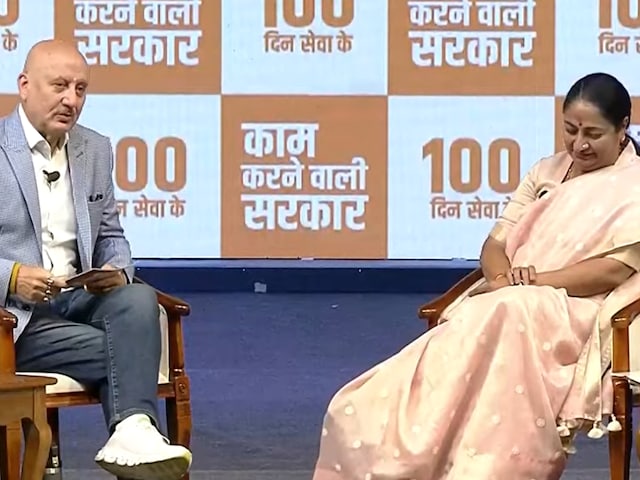 सीएम रेखा गुप्‍ता का केजरीवाल पर तंज, बोलीं- हम अरबों के घर में नहीं रहते