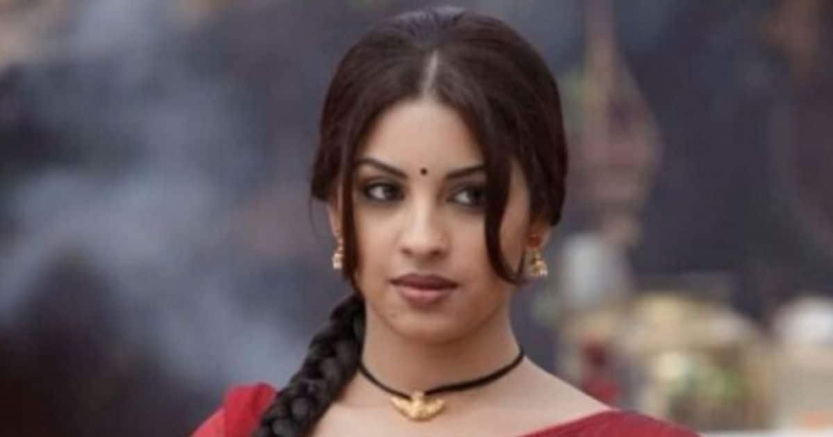 Prabhas-Nagarjun’s heroine, sometimes beauty queen, missing from films Prabhas-Nagarjun’s heroine, sometimes beauty queen, missing from films