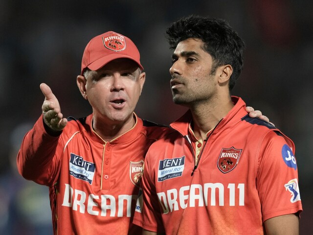 If you are a jigra, then like a ponting ... at the last moment, the foot drawn back by climbing the flight