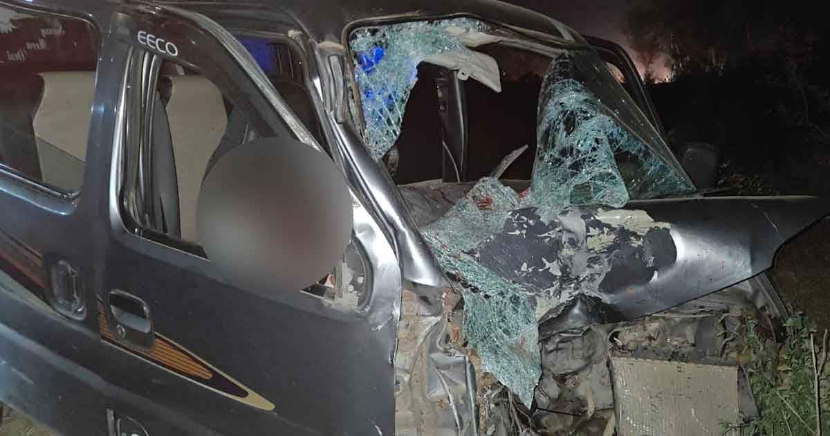 Shahjahanpur Road Accident 6 Dead as Car collides with bike : शाहजहांपुर में भीषण सड़क हादसा, 6 लोगों की मौत.