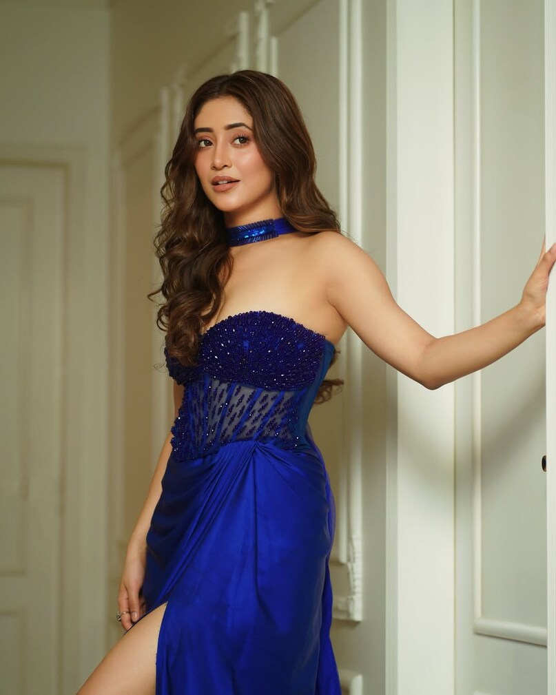 In an interview to Etimes TV, the actress said that her journey in the serial world was not easy. Talking about her first serial, Shivangi had said that she was completely new in acting. He did not even know the ABCD of acting. In such a situation, when she was messing up on the first day of shooting, the senior actors on the set would ridicule her.