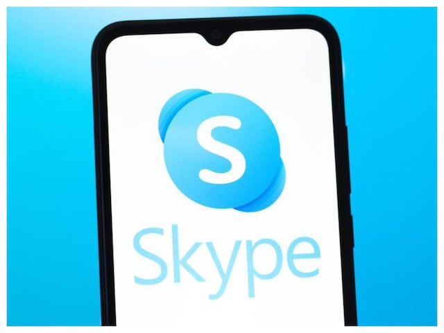 बंद हो रहा है पहला वीडियो कॉलिंग ऐप Skype, पेड यूजर्स अब क्या करें? जानें पूरी Detail बंद हो रहा है पहला वीडियो कॉलिंग ऐप Skype, पेड यूजर्स अब क्या करें? जानें पूरी Detail
