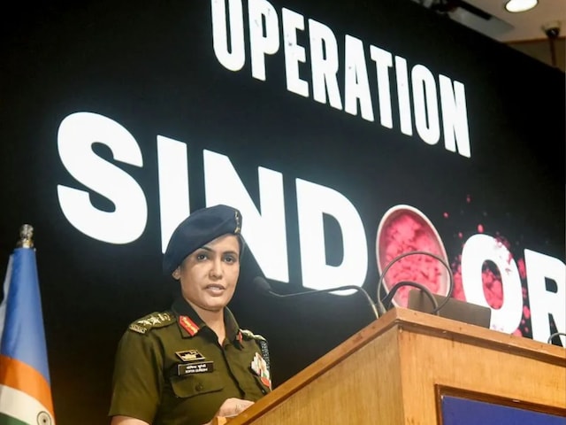 Opinion: मंत्री जी...सोफिया की शान में गुस्ताखी बर्दाश्त नहीं करेगा हिंदुस्तान Opinion: मंत्री जी...सोफिया की शान में गुस्ताखी बर्दाश्त नहीं करेगा हिंदुस्तान