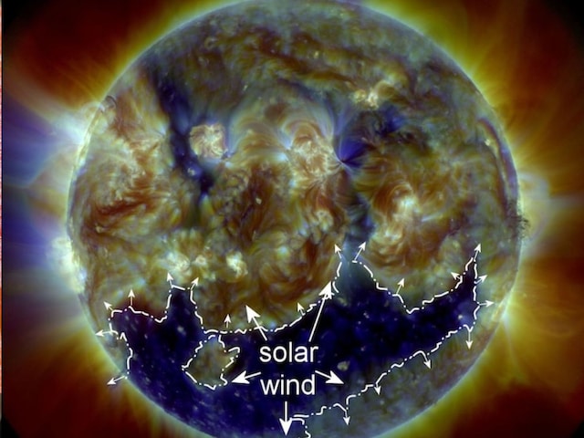 क्या धरती को खाक कर देगा सूरज! 700km प्रति सेकंड की रफ्तार से आ रही है आफत क्या धरती को खाक कर देगा सूरज! 700km प्रति सेकंड की रफ्तार से आ रही है आफत