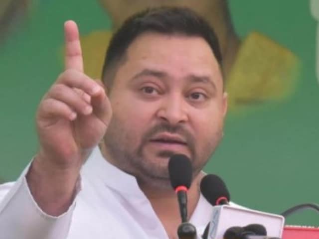 बिहार में 100% डोमिसाइल लागू करने का तेजस्वी ने किया वादा, क्या है यह पॉलिसी