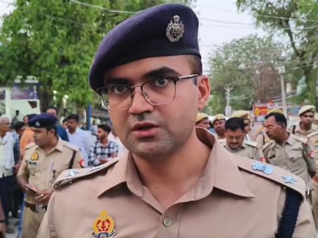 UP Crime News: बस मालिक को बदमाशों ने गोलियों से भूना, इलाके में दहशत, मौके पर पहुंचे एसपी