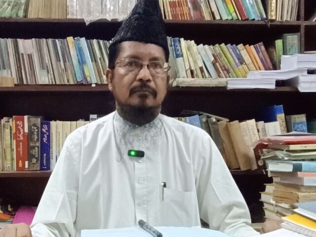 ‘सेना का अपमान बर्दाश्त नहीं…’, रामगोपाल को पार्टी से निकालें, मौलाना शहाबुद्दीन का अखिलेश पर हमला
