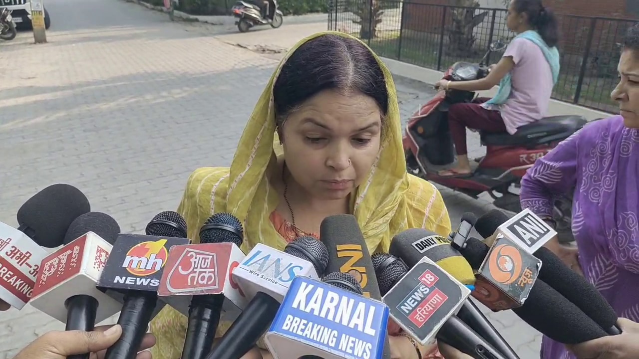 ऑपरेशन सिंदोर: 'वह आज खुश हो सकता है ...', विनाय नरवाल की मां-पिता और चाची ने पाकिस्तान में आतंकवादियों पर एक हवाई हमले पर क्या कहा? 1 vlcsnap 2025 05 07 08h22m45s951 2025 05 849e3b2ba9c23c10cac16b5484f0c0f0