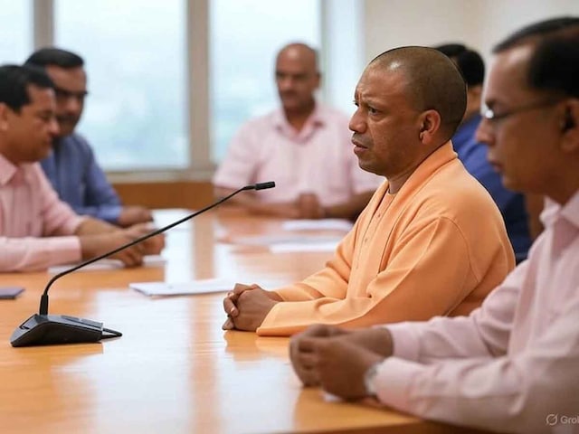 शिक्षामित्रों की बढ़ेगी सैलरी? योगी कैबिनेट की बैठक में आज लग सकती है मुहर