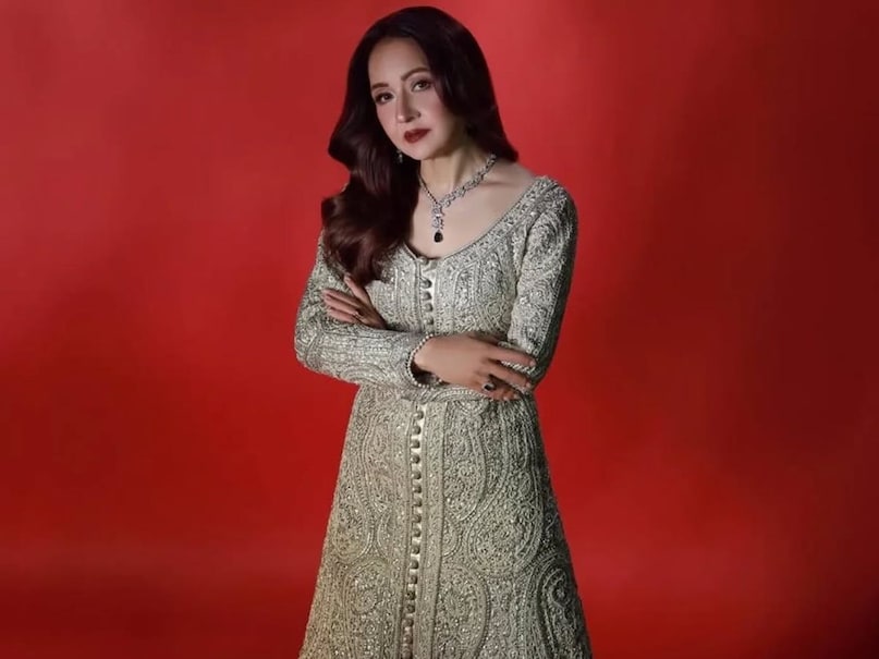 Zeba bakhtiar son (2) -2025-05-a4222a64b6d9a01f3ebcf08