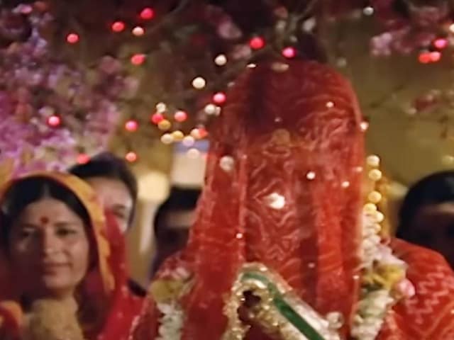 Mother superstar-father Maha Flop, son has shied away from acting Mother superstar-father Maha Flop, son has shied away from acting