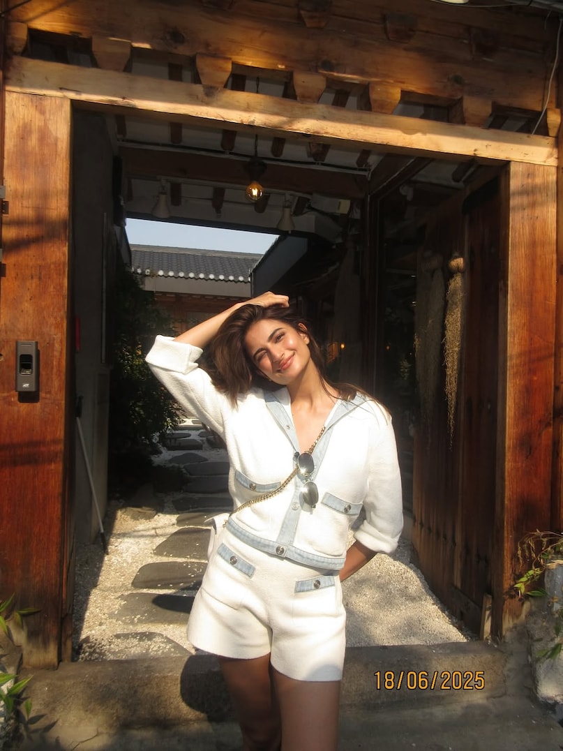 Palak Tiwari Shorts Look, Glamorous Palak Tiwari PICS, Palak Tiwari Latest Photo, Palak Tiwari Fashion Style, Shweta Tiwari Daughter, Trending Celebrity Outfit, Palak Tiwari Viral Look, HIGH WARALTS FASHOTS FASHOTS FASHON Palak Tiwari Shorts Look, Glamorous Palak Tiwari PICS, Palak Tiwari Latest Photo, Palak Tiwari Fashion Style, Shweta Tiwari Daughter, Trending Celebrity Outfit, Palak Tiwari Viral Look, HIGH WARALTS FASHOTS FASHOTS FASHON