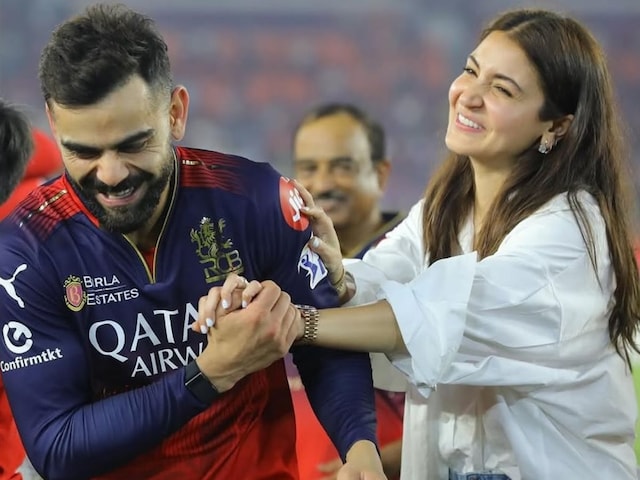 After winning the IPL, Virat trophy from the chest, Anushka Sharma showed a glimpse After winning the IPL, Virat trophy from the chest, Anushka Sharma showed a glimpse