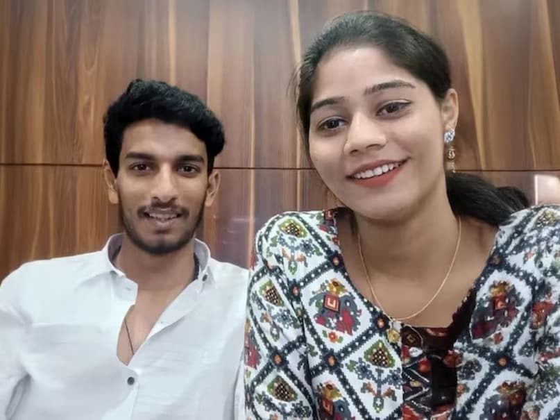 Sonam Raghuvanshi News, Raja Raghuvanshi Murder Case, sonam raghuwanshi found, Sonam Raghuvanshi and Raja Raghuvanshi News, raja raghuvanshi news in hindi, raja raghuvanshi news in hindi today, raghuvanshi raja list, सोनम रघुवंशी, सोनम रघुवंशी केस, सोनम रघुवंशी खबर, सोनम रघुवंशी ताजा खबर, सोनम रघुवंशी कौन है, राजा रघुवंशी, राजा रघुवंशी समाचार Sonam Raghuvanshi News, Raja Raghuvanshi Murder Case, sonam raghuwanshi found, Sonam Raghuvanshi and Raja Raghuvanshi News, raja raghuvanshi news in hindi, raja raghuvanshi news in hindi today, raghuvanshi raja list, सोनम रघुवंशी, सोनम रघुवंशी केस, सोनम रघुवंशी खबर, सोनम रघुवंशी ताजा खबर, सोनम रघुवंशी कौन है, राजा रघुवंशी, राजा रघुवंशी समाचार