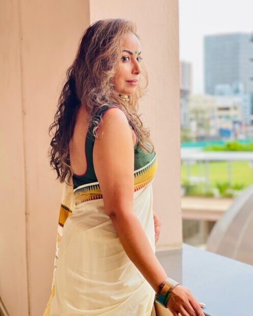 Chandramukhi Movie, Chandramukhi Movie News, Chandramukhi Movie Vadivelu, Vadivelu in Chandramukhi Movie, Vadivelu Wife in Chandramukhi Movie, Suvarna Mathew, Suvarna Mathew, Suvarna Mathew Movie, Suvarna Mathew Latest News, సువర్ణ సువర్ణ, సువర్ణ సువర్ణ మూవీస్, లేటెస్ట్, వడివేలు, చంద్రముఖి, చంద్రముఖి, చంద్రముఖి మూవీ,