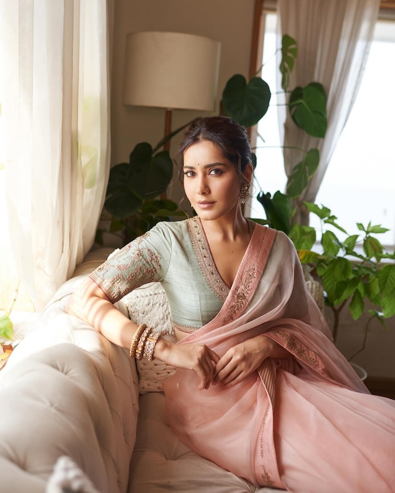 Once in an interview, she revealed that she initially wanted to become a singer, but after joining college, she had the idea of becoming an IAS officer. Once in an interview, she revealed that she initially wanted to become a singer, but after joining college, she had the idea of becoming an IAS officer.