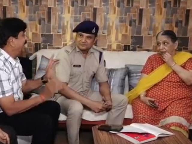 Shocker Senior Citizen Beware Former Principal Nearly Loses 1 Crore Massive Cyber Fraud Digital Arrest Scam-साइबर ठगों के निशाने पर है सीनियर सिटीजन, पूर्व प्रिंसिपल को दिखाया CBI का डर, ऐसे ...