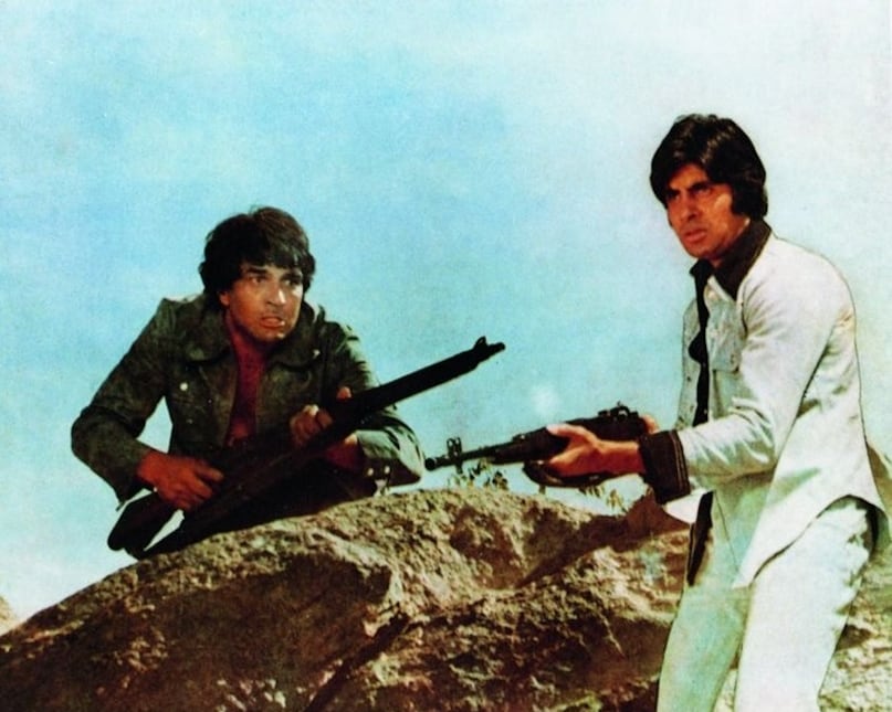 dharmendra, dharmendra best movies, best movies of dharmendra, mera gaon mera desh, dharmendra highest imdb rated movies, dharmendra films, धर्मेंद्र, धर्मेंद्र बेस्ट फिल्में, धर्मेंद्र की मूवीज, मेरा गांव मेरा देश, धर्मेंद्र न्यूज