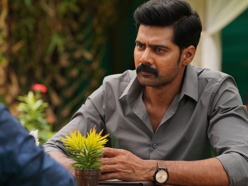naveen chandra, eleven movie, mystery thriller eleven, eleven on ott, eleven amazon prime video इलेवन फिल्म, नवीन चंद्रा फिल्म इलेवन, इलेवन ओटीटी, इलेवन अमेजन प्राइम वीडियो 