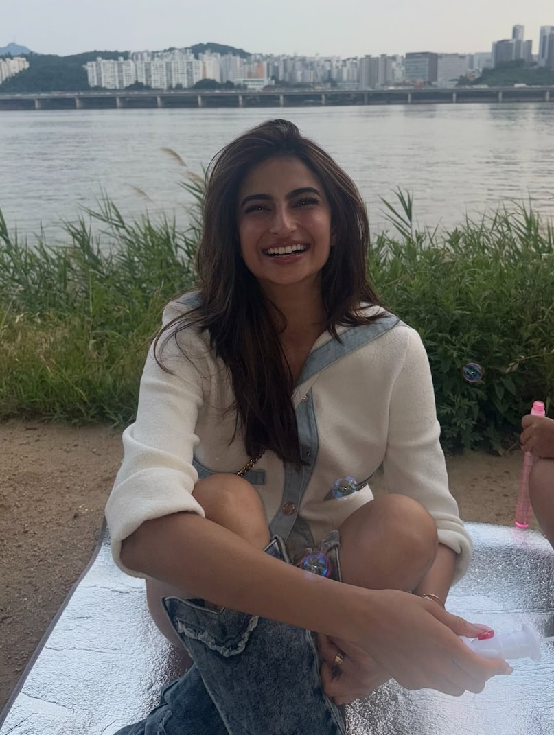 Palak Tiwari Shorts Look, Glamorous Palak Tiwari PICS, Palak Tiwari Latest Photo, Palak Tiwari Fashion Style, Shweta Tiwari Daughter, Trending Celebrity Outfit, Palak Tiwari Viral Look, HIGH WARALTS FASHOTS FASHOTS FASHON Palak Tiwari Shorts Look, Glamorous Palak Tiwari PICS, Palak Tiwari Latest Photo, Palak Tiwari Fashion Style, Shweta Tiwari Daughter, Trending Celebrity Outfit, Palak Tiwari Viral Look, HIGH WARALTS FASHOTS FASHOTS FASHON