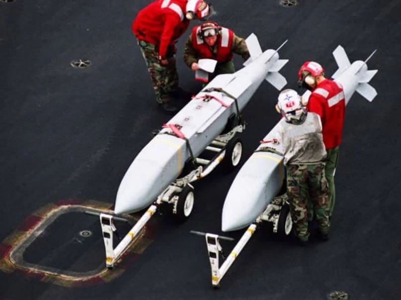 AGM-154 AGM-154