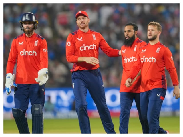 Reached the stadium by rented bicycle and washed the West Indies, who is the hero of victory .. Reached the stadium by rented bicycle and washed the West Indies, who is the hero of victory ..