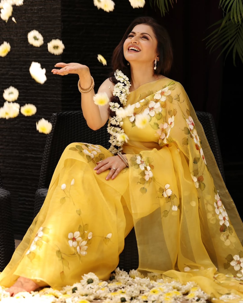Bhagyashree, Bhagyashree Love Story, Bhagyashree Lifer Story, Bhagyashree Husband, Himalay Dassani, Romantic Proposal, Maine Pyaar Kiya, BollyWOD Debut