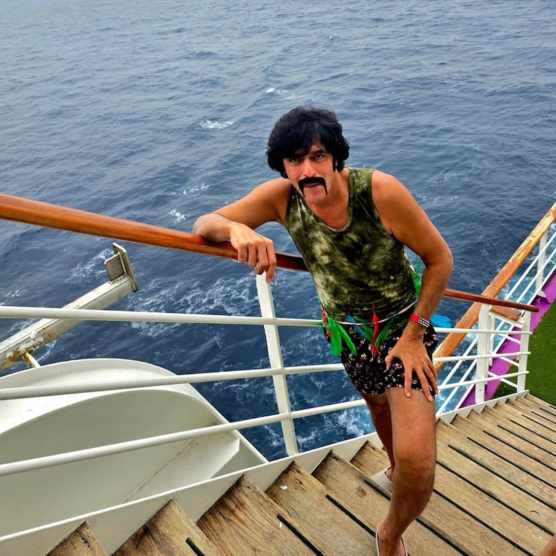Chunky Pandey, Amitabh Bachchan, Chunky Pandey news, Chunky Pandey career Chunky Pandey, Amitabh Bachchan, Chunky Pandey news, Chunky Pandey career
