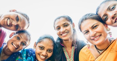 महिला सम्मान बचत प्रमाणपत्र  –  महिलाओं के लिए बनी स्कीम महिला सम्मान बचत प्रमाणपत्र 7.5% ब्याज देती है. इसमें मैक्सिमम 2 लाख रुपये तक निवेश किया जा सकता है और इसकी अवधि 2 साल की है.