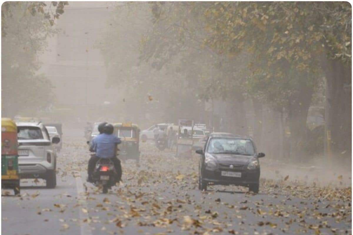 आंधी-तूफान बारिश 60 किलो/घंटे हवा की रफ्तार कैसा रहेगा दिल्ली का मौसम