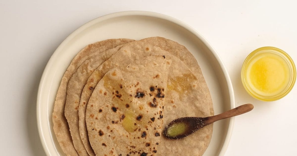 Ghee Lagi Roti Ghee on Roti Good or Bad । रोटी पर घी लगाना सही या गलत - News18 हिंदी