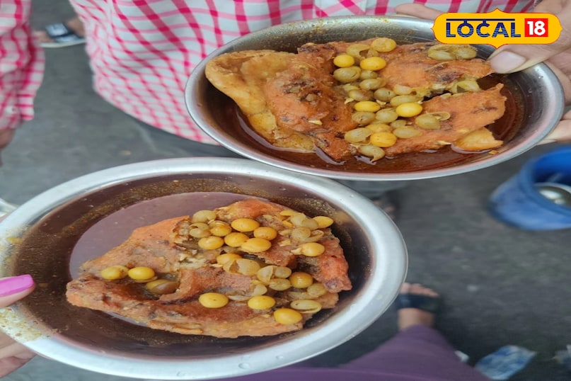 बिलासपुर के टॉप 5 समोसा हॉटस्पॉट, जहां हर सुबह स्वाद की खुशबू से भर जाती है बिलासपुर के टॉप 5 समोसा हॉटस्पॉट, जहां हर सुबह स्वाद की खुशबू से भर जाती है